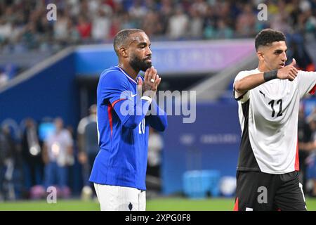 Decines Charpieu, Francia. 5 agosto 2024. Alexandre Lacazette (Francia), calcio, semifinale maschile tra Francia ed Egitto durante i Giochi Olimpici di Parigi 2024 il 5 agosto 2024 allo stadio Groupama di Decines-Charpieu vicino a Lione, Francia - foto Frederic Chambert/Panoramic/DPPI Media Credit: DPPI Media/Alamy Live News Foto Stock