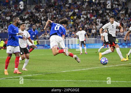 Decines Charpieu, Francia. 5 agosto 2024. Maghnes Akliouche (Francia), calcio, semifinale maschile tra Francia ed Egitto durante i Giochi Olimpici di Parigi 2024 il 5 agosto 2024 allo stadio Groupama di Decines-Charpieu vicino a Lione, Francia - foto Frederic Chambert/Panoramic/DPPI Media Credit: DPPI Media/Alamy Live News Foto Stock