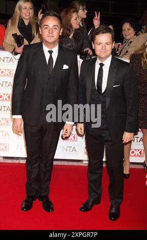 Londra, Regno Unito. 21 gennaio 2015. Anthony McPartlin e Declan Donnelly, alias Ant & Dec, partecipano ai National Television Awards Red Carpet Arrivals alla O2 Arena il 21 gennaio 2015 a Londra, Inghilterra, Regno Unito. Credito: S.A.M./Alamy Live News Foto Stock