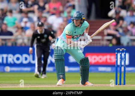 Manchester, Regno Unito. 6 agosto 2024; Old Trafford Cricket Ground, Manchester, Inghilterra; The Hundred Mens Cricket, Manchester Originals vs Oval Invincibles; Sam Curran di Oval Invincibles in batting action Credit: Action Plus Sports Images/Alamy Live News Foto Stock