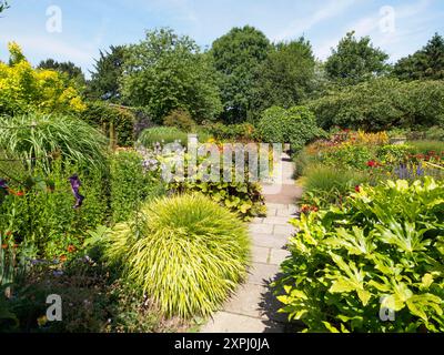 Aspetto esotico, Wollerton Old Hall Foto Stock