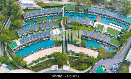 Belek, Antalya, Turchia - 16 luglio 2024: Veduta aerea del Kaya Palazzo Golf Resort a Belek, Turchia Foto Stock