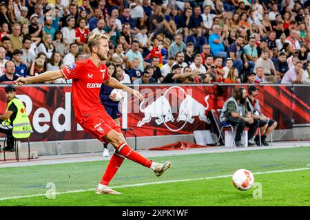 Salisburgo, Austria. 6 agosto 2024. SALISBURGO, AUSTRIA - 6 AGOSTO: Durante il terzo turno di qualificazione della UEFA Champions League 1a tappa partita tra Red Bull Salzburg e FC Twente allo Stadion Salzburg il 6 agosto 2024 a Salisburgo, Austria. (Foto di Raymond Smit/Orange Pictures) credito: Orange Pics BV/Alamy Live News Foto Stock