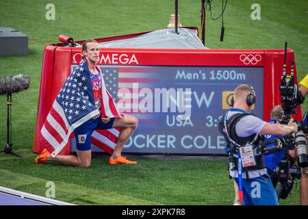 Cole Hocker (USA) Medaglia d'oro, atletica leggera, uomini e#39;finale di 1500 m durante i Giochi Olimpici di Parigi 2024 il 6 agosto 2024 allo Stade de France di Saint-Denis vicino Parigi, Francia Foto Stock