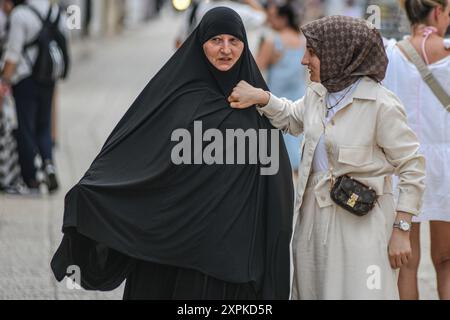 Donne musulmane a Mostar. Bosnia ed Erzegovina Foto Stock