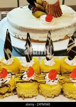 I dolci dolci dell'Egitto sono un ottimo sottofondo di cibo Foto Stock
