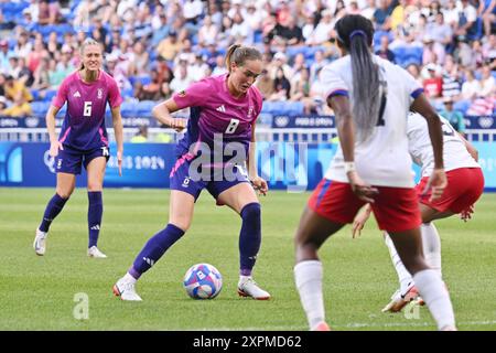 Decines Charpieu, Francia. 6 agosto 2024. Sydney Lohmann (Germania), calcio, semifinale femminile tra Stati Uniti e Germania durante i Giochi Olimpici di Parigi 2024 il 6 agosto 2024 allo stadio Groupama di Decines-Charpieu vicino a Lione, Francia - foto Federico Pestellini/Panoramic/DPPI Media Credit: DPPI Media/Alamy Live News Foto Stock