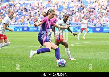 Decines Charpieu, Francia. 6 agosto 2024. Jule Brand (Germania), calcio, semifinale femminile tra Stati Uniti e Germania durante i Giochi Olimpici di Parigi 2024 il 6 agosto 2024 allo stadio Groupama di Decines-Charpieu vicino a Lione, Francia - foto Federico Pestellini/Panoramic/DPPI Media Credit: DPPI Media/Alamy Live News Foto Stock