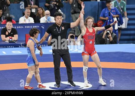 Parigi, Francia. 6 agosto 2024. Sarah Ann Hildebrandt (USA) vs Dolgorjavyn Otgonjargal (Mongolia), Wrestling, Women's Freestyle 50kg semifinale durante i Giochi Olimpici di Parigi 2024 il 6 agosto 2024 alla Champ-de-Mars Arena di Parigi, Francia - foto Federico Pestellini/Panoramic/DPPI Media Credit: DPPI Media/Alamy Live News Foto Stock