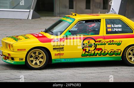 Il pilota di rally spagnolo Daniel 'Dani' sordo Castillo BMW M3 E30 17° Cristian Lopez Rally Palacio de Deportes Santander Cantabria Spagna 2 agosto 2024 Foto Stock