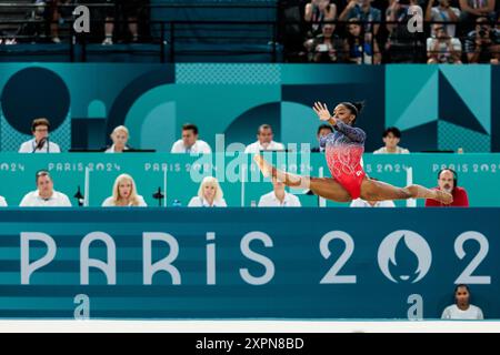 Parigi, Frankreich. 5 agosto 2024. Fra, Parigi, Giochi Olimpici di Parigi 2024, (05.08.2024, finale di ginnastica artistica femminile, Bercy Arena) Simone Biles (USA) durante la loro routine di piano, credito: HMB Media/Alamy Live News Foto Stock