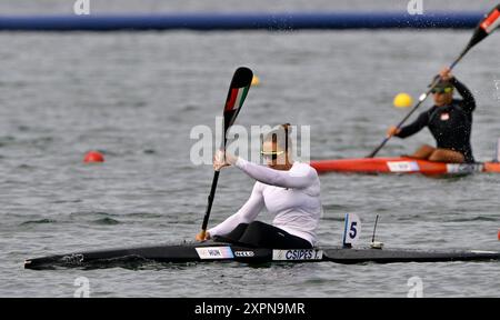 Parigi, Francia. 7 agosto 2024. Giochi olimpici di Parigi 2024. Canoa Sprint. Stadio Olimpico Nautico. Parigi. Tamara Csipes (HAN) nella competizione Canoe Sprint durante le Olimpiadi di Parigi 2024 allo Stadio Nautico Olimpico, Francia. Crediti: Sport in foto/Alamy Live News Foto Stock