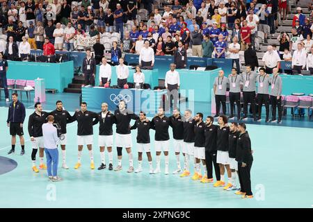 Lille, Francia. 7 agosto 2024. Squadra egiziana, pallamano, quarti di finale maschile tra Spagna ed Egitto durante i Giochi Olimpici di Parigi 2024 il 7 agosto 2024 allo stadio Pierre Mauroy di Villeneuve-d'Ascq vicino Lille, Francia - foto Laurent Sanson/Panoramic/DPPI Media Credit: DPPI Media/Alamy Live News Foto Stock