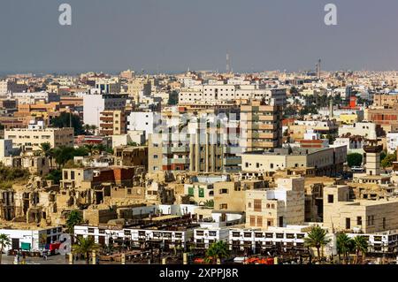 Yanbuʿ al-Bahr, noto anche come Yanbu, Yambo o, o Yenbo, è un importante porto sul Mar Rosso, con la storica città vecchia, l'Arabia Saudita Foto Stock