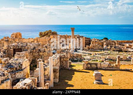 Κourion antiche rovine della città antica. Casa d'Achille Basilica di Kourio presso il Santuario di Apollo presso il sito archeologico di Kourion, patrimonio dell'umanità Foto Stock