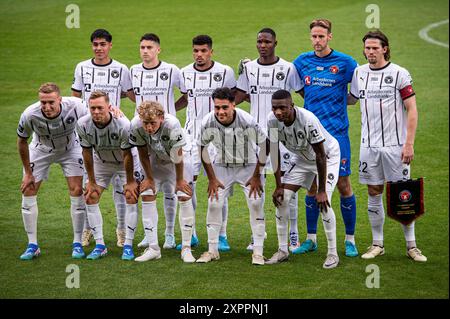 Herning, Danimarca. 6 agosto 2024. Lo Staring-11 del FC Midtjylland per la partita di qualificazione alla UEFA Champions League tra FC Midtjylland e Ferencvaros alla MCH Arena di Herning. Credito: Gonzales Photo/Alamy Live News Foto Stock