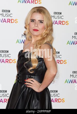 Londra, Regno Unito, 11 dicembre 2014. Paloma Faith partecipa ai BBC Music Awards al centro esposizioni di Earl's Court l'11 dicembre 2014 a Londra, Inghilterra, Regno Unito. Credito: S.A.M./Alamy Live News Foto Stock