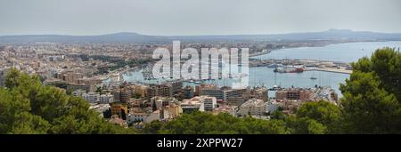 Vista dal Castello Bellver su Palma, Maiorca Foto Stock