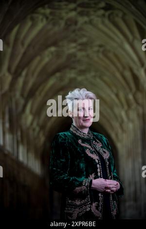 Sarah Connolly, fotografata alla Cattedrale di Gloucester. Foto Stock