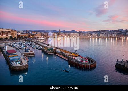 Porto, baia di la Concha, Donostia, San Sebastian, Gipuzkoa, Paesi Baschi, Spagna, Europa Foto Stock