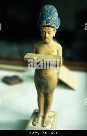 Statuetta di Akhenaton, il Museo delle Antichità Egizie al Cairo, Egitto, Africa Foto Stock