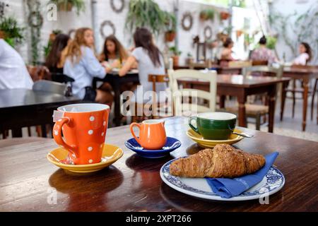 La prima colazione, Sant Francesc, Formentera, isole Baleari, Spagna. Foto Stock