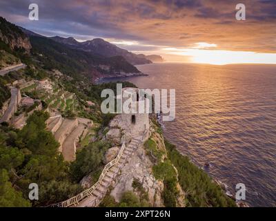 Torre des Verger, Mirador de ses Ã. nimes, Banyalbufa, Paraje natural de la Serra de Tramuntana, Maiorca, isole Baleari, Spagna. Foto Stock