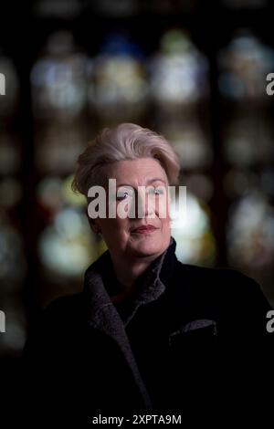 Sarah Connolly, fotografata alla Cattedrale di Gloucester. Foto Stock