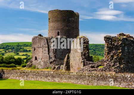 Antiche rovine (XI secolo) del castello di Tretower nel Galles centrale Foto Stock