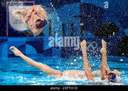 Parigi, Francia. 7 agosto 2024. Gli atleti del team France gareggiano nella finale artistica del Team Acrobatic routine durante i Giochi Olimpici di Parigi 2024 al Centro acquatico di Parigi (Francia), il 7 agosto 2024. Crediti: Insidefoto di andrea staccioli/Alamy Live News Foto Stock