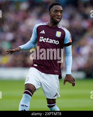 Walsall, Regno Unito. 7 agosto 2024. Lamare Bogarde dell'Aston Villa durante la partita amichevole pre-stagionale allo stadio Bescot, Walsall. Il credito per immagini dovrebbe essere: Andrew Yates/Sportimage Credit: Sportimage Ltd/Alamy Live News Foto Stock