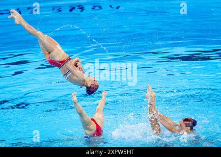 Parigi, Francia. 7 agosto 2024. Giochi olimpici, routine acrobatica nel nuoto artistico al Centre Aquatique Saint-Denis. Squadra francese. Crediti: ABEL F. ROS/Alamy Live News Foto Stock