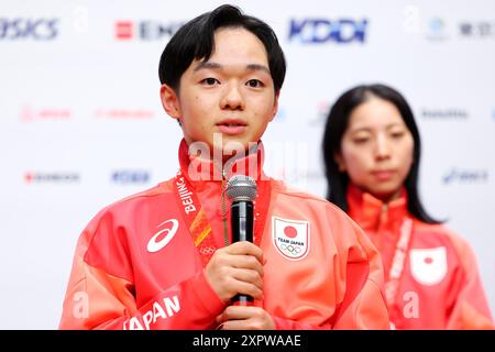Parigi, Francia. 7 agosto 2024. Yuma Kagiyama (JPN) pattinaggio di figura : medagliata d'argento del gruppo giapponese partecipa a una conferenza stampa dopo la cerimonia di assegnazione della medaglia per l'evento della squadra di pattinaggio artistico dei Giochi Olimpici di Pechino 2022 al Champions Park del Trocadero durante i Giochi Olimpici di Parigi 2024 a Parigi, Francia . Crediti: Naoki Nishimura/AFLO SPORT/Alamy Live News Foto Stock