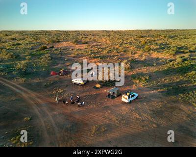 Campeggio, QAA Line Simpson Desert, Munga-Thirri National Park, Outback Queensland, Australiaalia Foto Stock