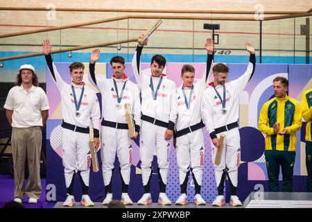 Ethan Hayter, Oliver Wood, Charlie Tanfield e Ethan Vernon della Gran Bretagna medaglia d'argento, Cycling Track, Men&#39;S Team Pursuit durante i Giochi Olimpici di Parigi 2024 il 7 agosto 2024 al Velodrome National di Saint-Quentin-en-Yvelines, Francia Foto Stock