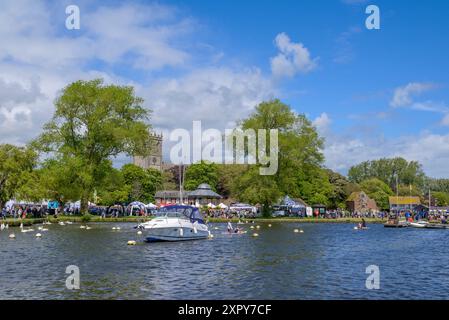 Christchurch Quay e River Stour nel Dorset, Regno Unito Foto Stock