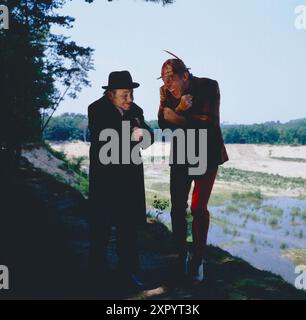 Welle Wahnsinn, deutsche TV serie, ZDF, 1983, Szene: Kurt Schmidtchen, Dieter Hallervorden Foto Stock