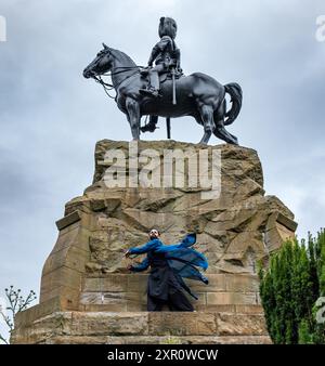 Il ballerino Aakash Odedra esegue un estratto delle canzoni di Bulbul, Edinburgh International Festival, Scozia, Regno Unito Foto Stock