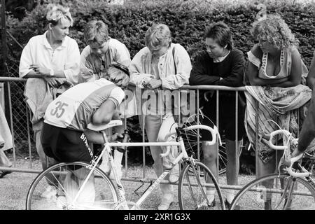 Tour in bicicletta Kopje van Bloemendaal, Ciclismo, Bloemendaal, Hoge Duin en Daalseweg, 08-07-1987, Whizgle Dutch News: Immagini storiche su misura per il futuro. Esplora il passato dei Paesi Bassi con prospettive moderne attraverso le immagini delle agenzie olandesi. Colmare gli eventi di ieri con gli approfondimenti di domani. Intraprendi un viaggio senza tempo con storie che plasmano il nostro futuro. Foto Stock