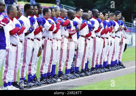 Haarlem Baseball Week: Cuba - Taipei, Haarlem, Paesi Bassi, 22-07-2002, Whizgle Dutch News: Immagini storiche su misura per il futuro. Esplora il passato dei Paesi Bassi con prospettive moderne attraverso le immagini delle agenzie olandesi. Colmare gli eventi di ieri con gli approfondimenti di domani. Intraprendi un viaggio senza tempo con storie che plasmano il nostro futuro. Foto Stock