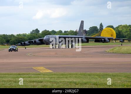 B-52H Stratofortress all'arrivo al Royal International Air Tattoo 2024 Foto Stock