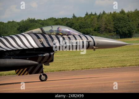 "Soloturk" Demo Team F-16C Fighting Falcon all'arrivo al Royal International Air Tattoo 2024 Foto Stock