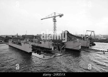 Cantiere Stapel Spaarndam, Spaarndam, Ships, 15-11-1978, Whizgle Dutch News: Immagini storiche su misura per il futuro. Esplora il passato dei Paesi Bassi con prospettive moderne attraverso le immagini delle agenzie olandesi. Colmare gli eventi di ieri con gli approfondimenti di domani. Intraprendi un viaggio senza tempo con storie che plasmano il nostro futuro. Foto Stock