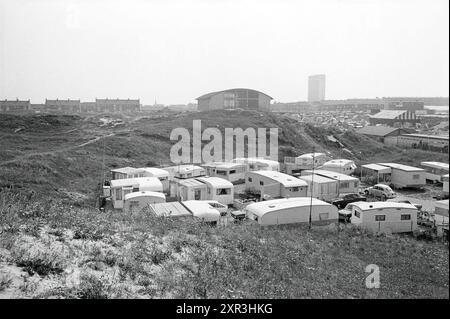 Panoramica dei giardini della piscina di Zandvoort, panoramiche, 19-07-1972, Whizgle Dutch News: Immagini storiche su misura per il futuro. Esplora il passato dei Paesi Bassi con prospettive moderne attraverso le immagini delle agenzie olandesi. Colmare gli eventi di ieri con gli approfondimenti di domani. Intraprendi un viaggio senza tempo con storie che plasmano il nostro futuro. Foto Stock
