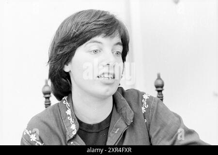 Sig.ra Tebbenhof campo per bambini Zandvoort, Camping, 20-07-1978, Whizgle Dutch News: Immagini storiche su misura per il futuro. Esplora il passato dei Paesi Bassi con prospettive moderne attraverso le immagini delle agenzie olandesi. Colmare gli eventi di ieri con gli approfondimenti di domani. Intraprendi un viaggio senza tempo con storie che plasmano il nostro futuro. Foto Stock