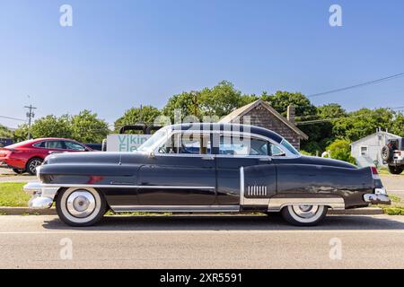 antico caddilac parcheggiato a montauk Foto Stock