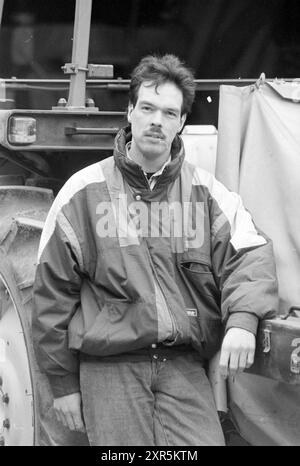 Groeneveld, N.-V., in relazione a nessuna donna per il figlio dell'agricoltore, Farms, Nieuw-Vennep, 10-02-1990, Whizgle Dutch News: Immagini storiche su misura per il futuro. Esplora il passato dei Paesi Bassi con prospettive moderne attraverso le immagini delle agenzie olandesi. Colmare gli eventi di ieri con gli approfondimenti di domani. Intraprendi un viaggio senza tempo con storie che plasmano il nostro futuro. Foto Stock