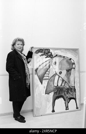 Tre dipendenti del Frans Hals Museum e di Verweyhal, Haarlem, Grote Markt, Paesi Bassi, 05-12-1999, Whizgle Dutch News: immagini storiche su misura per il futuro. Esplora il passato dei Paesi Bassi con prospettive moderne attraverso le immagini delle agenzie olandesi. Colmare gli eventi di ieri con gli approfondimenti di domani. Intraprendi un viaggio senza tempo con storie che plasmano il nostro futuro. Foto Stock