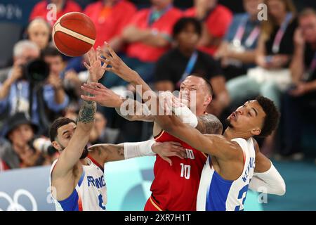 Parigi, Francia. 09 agosto 2024. Julien Mattia/le Pictorium - Basket 5x5 - semifinale - Francia-Germania - Parigi 2024 - 09/08/2024 - Francia/Senna Saint Denis/Parigi - Daniel Theis (GER) alla semifinale dei Giochi Olimpici di Parigi tra Francia e Germania, 8 agosto 2024, all'Arena Bercy. Crediti: LE PICTORIUM/Alamy Live News Foto Stock