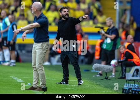 Broendby, Danimarca. 8 agosto 2024. Il capo-allenatore Goncalo Feio della Legia Warszawa visto durante la partita di qualificazione della UEFA Conference League tra Broendby IF e Legia Warszawa al Broendby Stadion di Broendby. Credito: Gonzales Photo/Alamy Live News Foto Stock